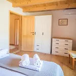Casa de Férias Vintage House Kolocep Donje Celo