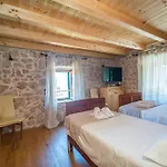 Vintage House Kolocep Casa de Férias Donje Celo